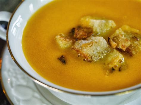 My Girlfriends Best Recipes Puree Of Carrot Soup With Ginger Croutons