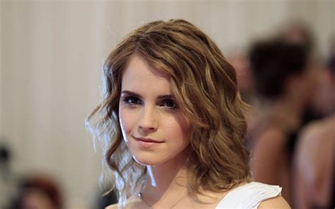 3840x2400 Emma Watson Cute 4k Hd 4k Wallpapers Images Backgrounds