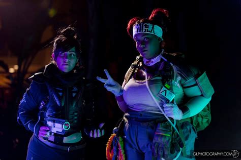 Self Quit Ya Whinging And Fight Cosplay Lifeline And Wraith From Apex Legends R Cosplay