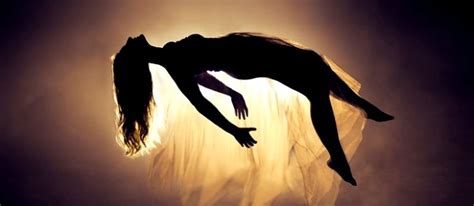 Sebagian mimpi tersebut juga bisa menjadi sebuah pertanda yang memiliki suatu makna, entah itu secara. "The Real Bad Dreams" Karya : Karisma Mega - Jabar Publisher