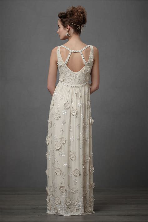 Variety of color options are also available to choose from. 25 Vintage Wedding Dresses Ideas - Wohh Wedding