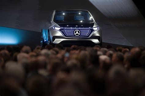 Bis Zum Jahr Will Daimler Zehn Neue Elektroauto Modelle Auf Den