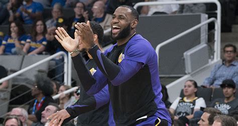 Lebron james (6,275,459) game result: LeBron leaps Doncic, Giannis into NBA All-Star vote lead ...