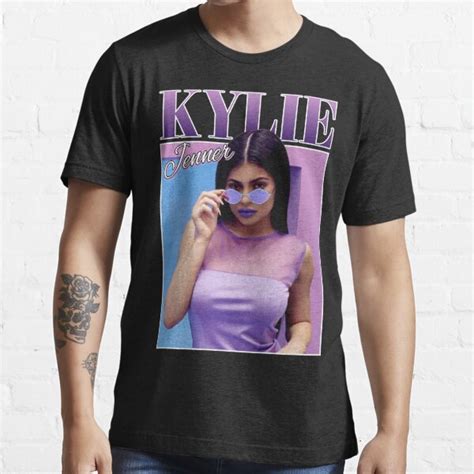 Kylie Jenner T Shirt For Sale By Dasiahalvorson Redbubble Kylie