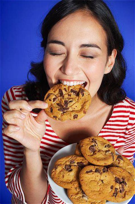 Why You Cant Stop Eating Cookies Chatelaine