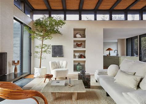 Tips For Creating A Cozy And Inviting Living Room