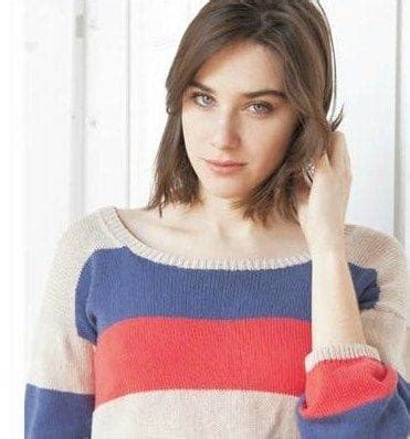 También, durante 2009 y 2010 formó parte del elenco de la telecomedia romántica ciega a citas. Los rasgos de la mujer que me gusta - Femme en Taringa!