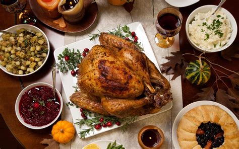 Simply the gift of the great food and environment will steal the hearts of anyone. 30 Of the Best Ideas for Thanksgiving Dinners to Go 2019 ...