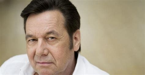 Roland kaiser gibt nicht auf. Roland Kaiser ab März mit „Affären" auf Tour