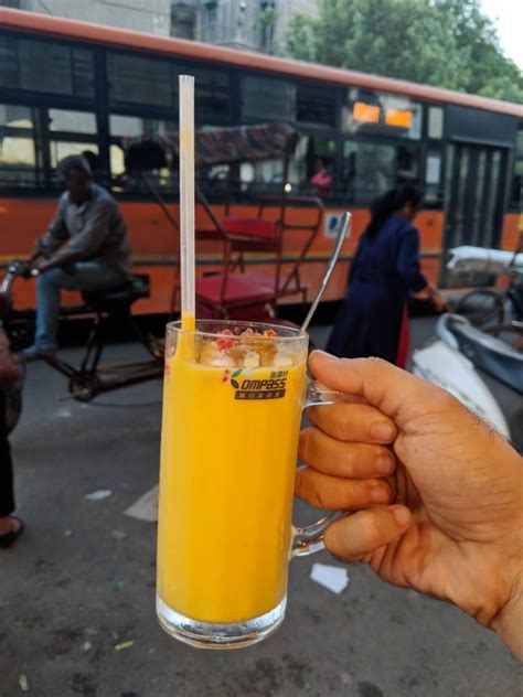 Quench Your Thirst With Fresh Fruit Juice Shakes And More From This Shop