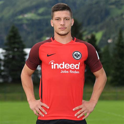 Eintracht frankfurt is playing next match on eintracht frankfurt fixtures tab is showing last 100 football matches with statistics and win/draw/lose icons. Nike Eintracht Frankfurt 17-18 Third Kit Released - Footy ...