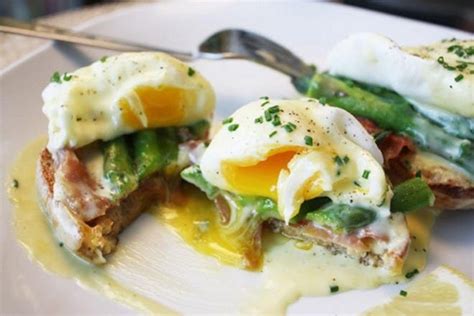 Opting for the poached eggs, avocado and hollandaise sauce, helensburgh living told pj that 8 years ago it was a struggle to find anywhere good for breakfast in town. Savannah Brunch and Breakfast: 10Best Restaurant Reviews