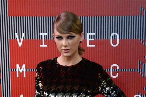 Taylor Swift Named Worlds Highest Earning Musician Of 2015