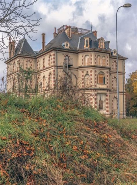15 Most Magnificent Abandoned Castles In France Abandoned Castles