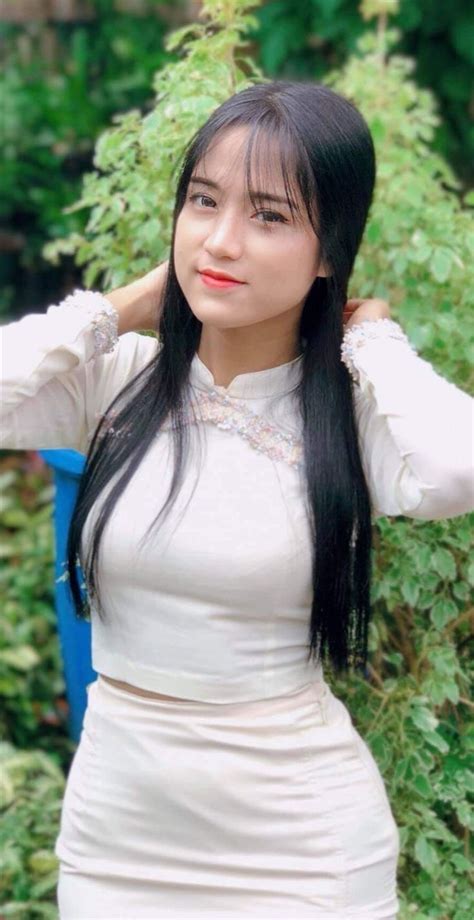 Pretty Asian Beautiful Asian Women Beautiful Celebrities Bollywood Hairstyles Burmese Girls