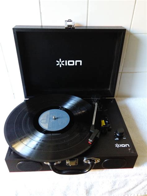 Ion Audio Belt Drive Vinyl Record Player Turntable Portable Briefcase