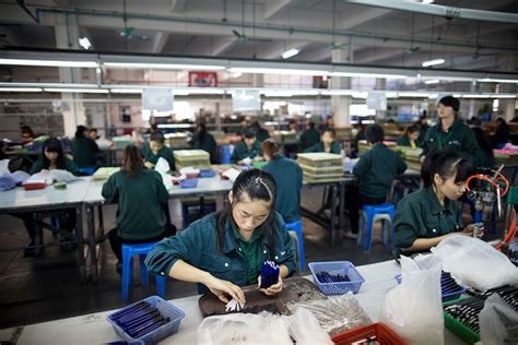 Chinas Female Factory Workers Face Widespread Sexual Harassment