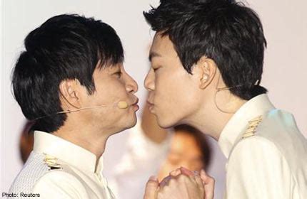 Gay South Korean Film Director Marries His Partner In Public