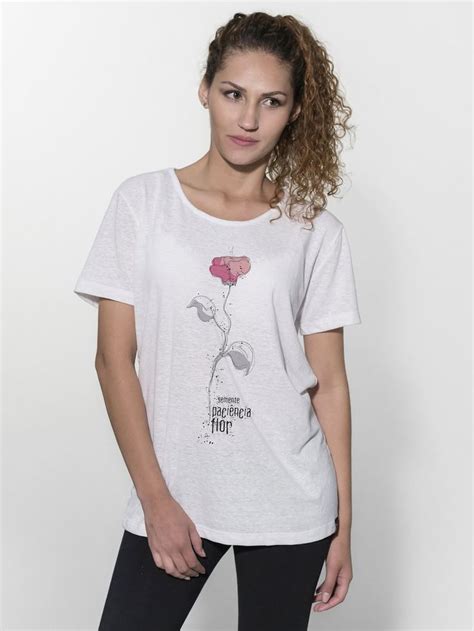 Camiseta Feminina Branca Flor Feminino Camisetas Femininas Camiseta