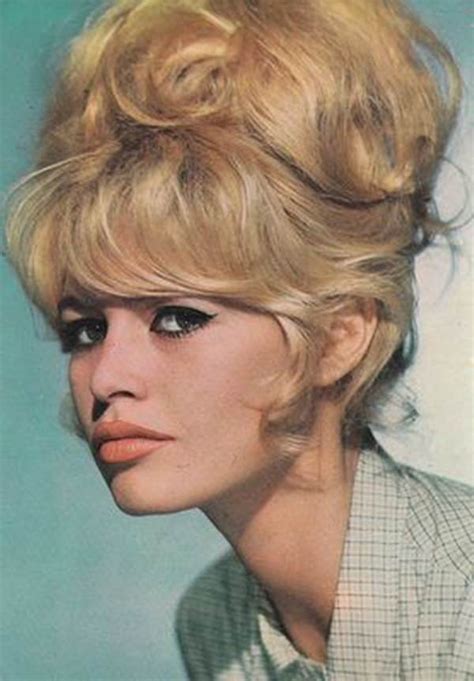 35 Fabulous And Trending 1960s Hairstyles