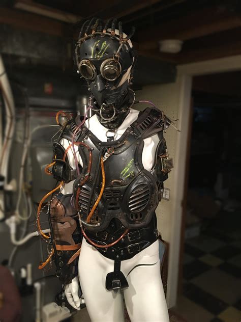 Cyberpunk Plague Doctor Armor Costume Halloween Outfit Clothed Eye