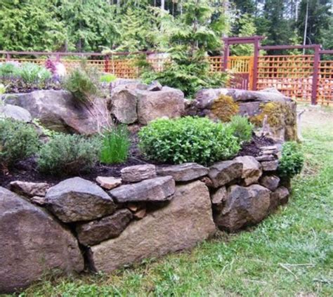 Incredible 20 Stone Raised Garden Beds Ideas For Awesome Yard Indoot