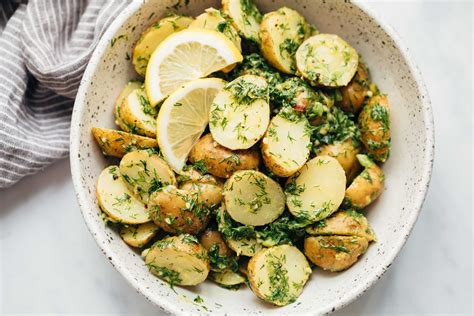 This Healthy Lemon Dill Potato Salad Is Dressed In A Zesty Vinaigrette