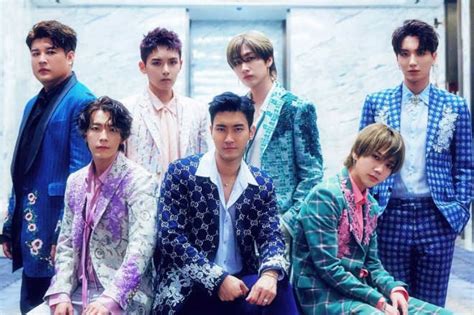 Hit me, baby, one more time. Lirik Lagu One More Time - Super Junior - Tabloidbintang.com