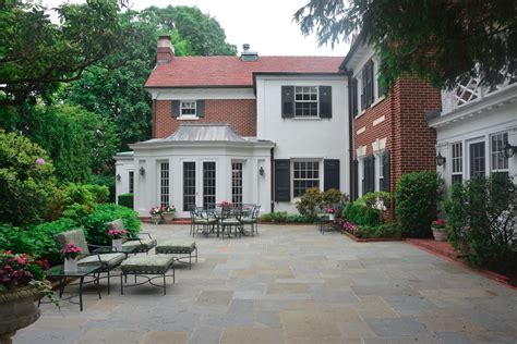 15% off all house plans | use sun21 at checkout. CLASSIC AND VERY COVETED RED BRICK GEORGIAN COLONIAL | New ...
