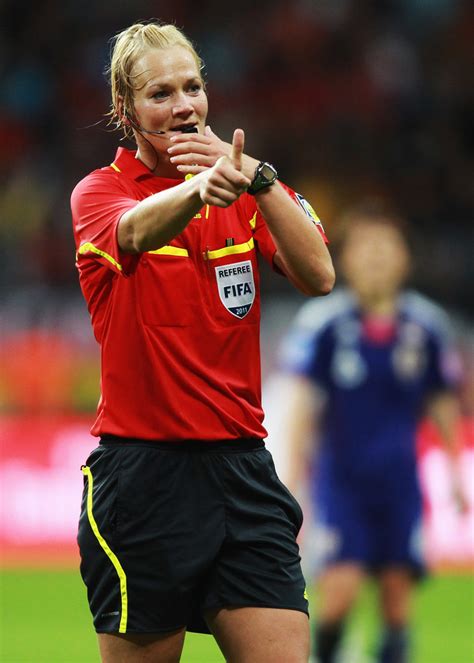 She played football for sv bad lauterberg and took up refereeing at the age of 15. Bibiana Steinhaus in Japan v USA: FIFA Women's World Cup 2011 Final - Zimbio