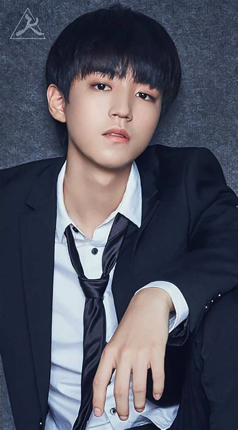 Karry wang and jackson yee as part of the tfboys have grown up in the spotlight to not only become accomplished performers but also venture into acting as also as a teen, jackson yee showcased his dance moves for the audition but failed to impress the judges. Wang Junkai #WJK #Karry #WangKarry #王俊凯 #หวังจุนไค #จุนไค ...