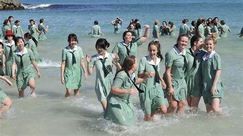 May 31, 2021 · thieves have harvested 6 kilometres of a field of asparagus in the southern part of the german state of hesse and made off with 300 kilograms of the vegetable. MLC Year 12 leavers take traditional Cottesloe beach plunge