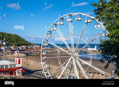 Scarborough Uk June 8th 2022 View Of The Big Wheel And Scarborough