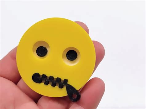 Free Stl File The Zipper Mouth Emoji 3d Badge 📛・model To Download And