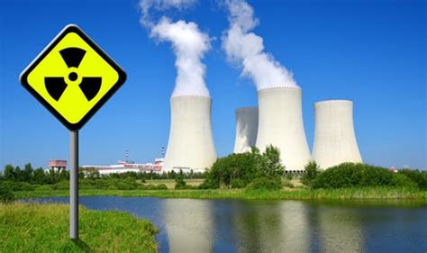 Atomic energy technology, politics, and perceptions from a nuclear energy insider who served as a us nuclear submarine engineer officer. Small nuclear power reactors: Future or folly?