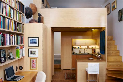 240 Sf Micro Apartment In Nyc With Library And Loft