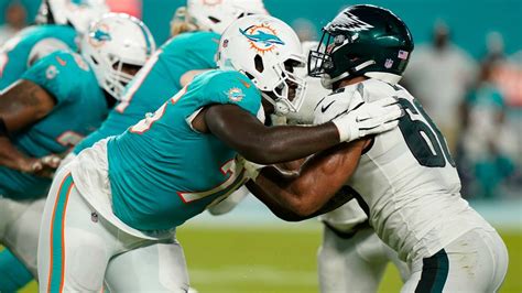Dolphins Elevate Smith From Practice Squad But Not Mckinley Miami Herald