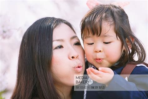 Japanese Mom And Daughter Telegraph