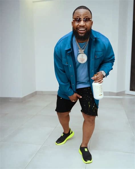 Watch Cassper Nyovest Shows Off His New Personalised R15 Million