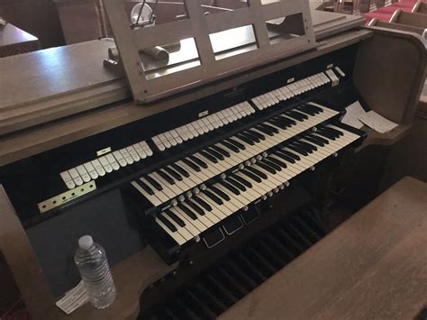 It comes with a variety of notation symbols, key, and time signatures. Pipe Organ Database | Unknown Builder Olivet Congregational Church