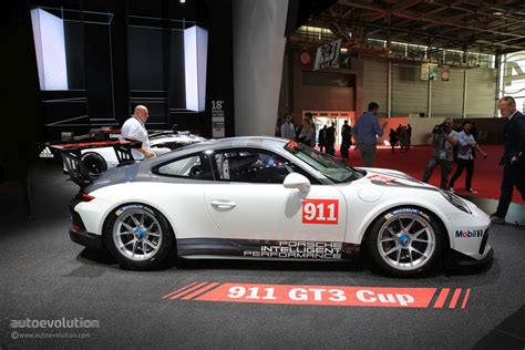 2017 Porsche 911 Gt3 Cup Racecar Is A Full Motorcycle Lighter Than A