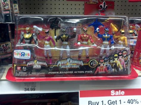 Toys'R'Us Exclusive Power Rangers Megaforce 6-Pack Released - Tokunation