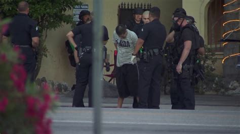 Robbery Suspect At Sherman Oaks Motel In Custody After Police Activity Shut Down Portion Of