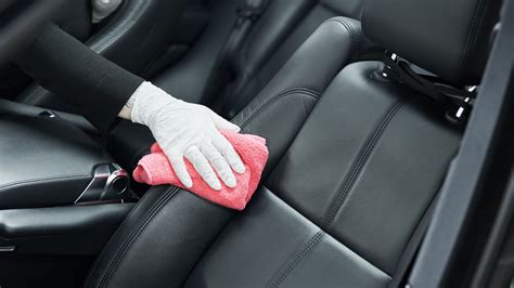 Best Way Of Cleaning Leather Car Seats — Explained Rerev