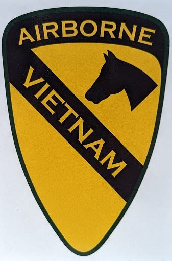Sticker 1st Cavalry Vietnam Airborne Crossed Sabers Chapter T Shop