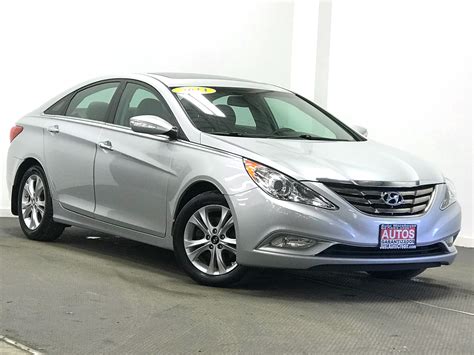 I'm looking to buy an 06 sonata 4 cylinder, it's got 160k miles on it, and if i get it, i want to. 2013 HYUNDAI SONATA - SILVER | Auto Warehouse