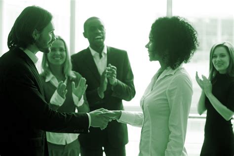 Mastering The Art Of Employee Recognition 9 Things You Can Do Right