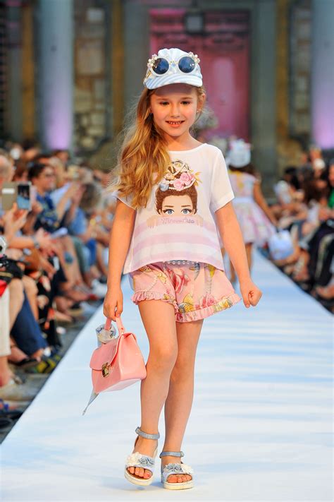 With native teachers and enjoy the summer with multiple activities. MONNALISA SPRING SUMMER 2018 FASHION SHOW - RUNWAY # ...