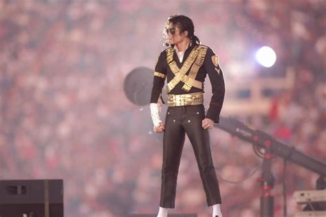 Socks Worn By Michael Jackson During His First Moonwalk Expected To