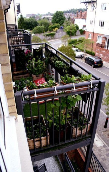 21 Ideas Apartment Garden Balcony Fake Grass For 2019 Small Balcony